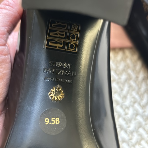 STUART WEITZMAN Leather Block Heel Pumps - Black, size 9.5B - Picture 2 of 4